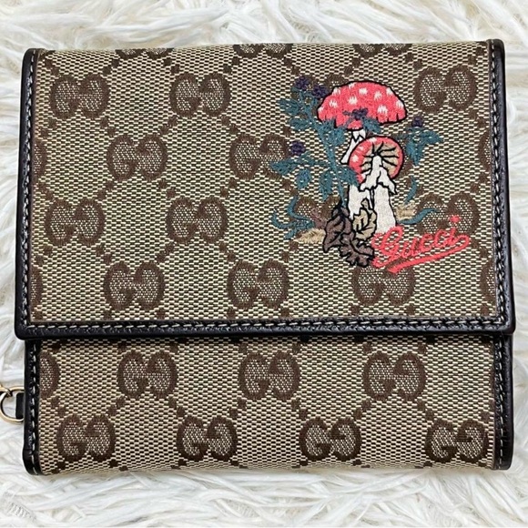 Gucci Limited Edition Monogram Canvas Mushroom Wallet - Picture 6 of 15